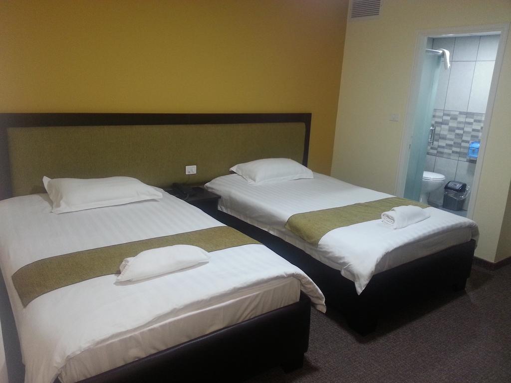 בית לחם Holy Family Hotel חדר תמונה